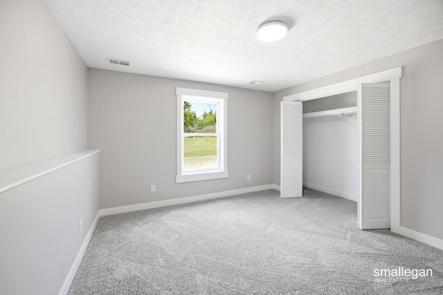 13881 Meadow Oak Drive NE, Greenville, MI 48838