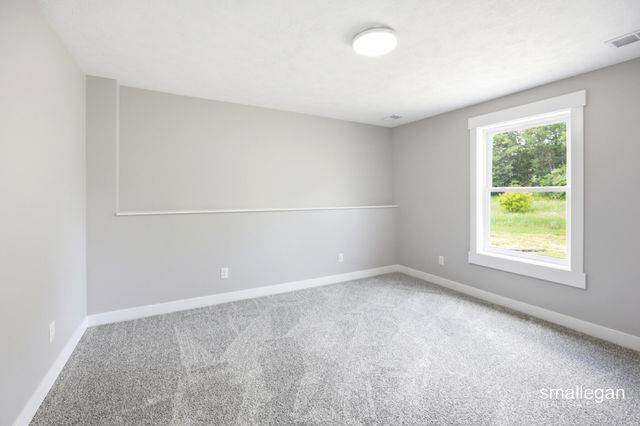 13881 Meadow Oak Drive NE, Greenville, MI 48838