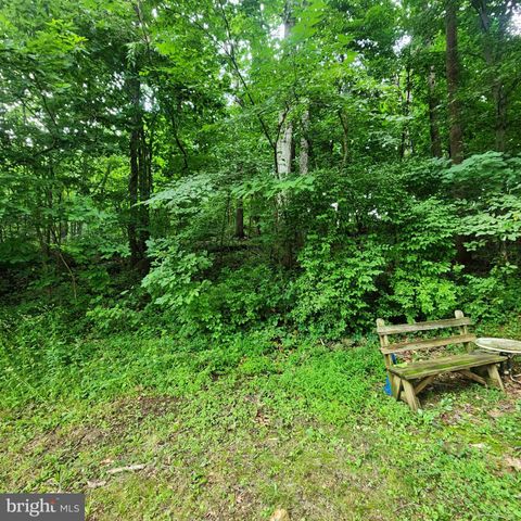 290 CREEK RD, Manchester, PA 17345