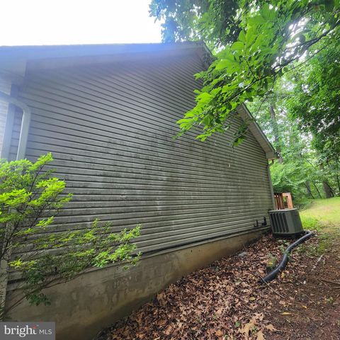 290 CREEK RD, Manchester, PA 17345