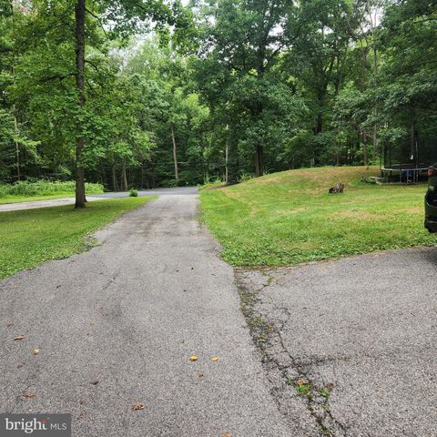 290 CREEK RD, Manchester, PA 17345
