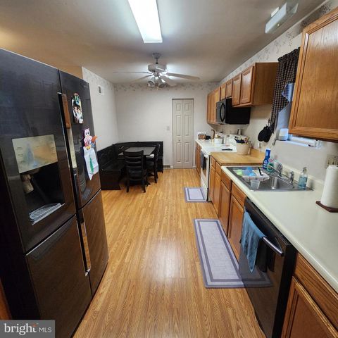 290 CREEK RD, Manchester, PA 17345