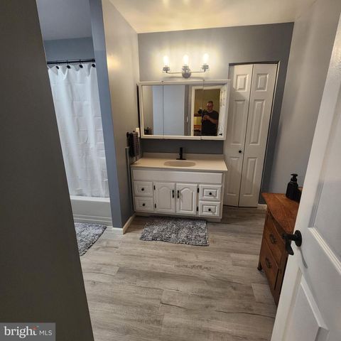 290 CREEK RD, Manchester, PA 17345