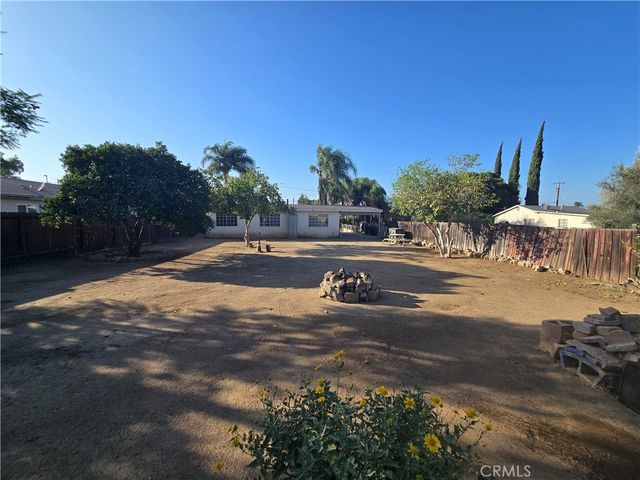7550 Peters st., Riverside, CA 92504