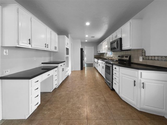 11723 Quail Creek Drive, Houston, TX 77070