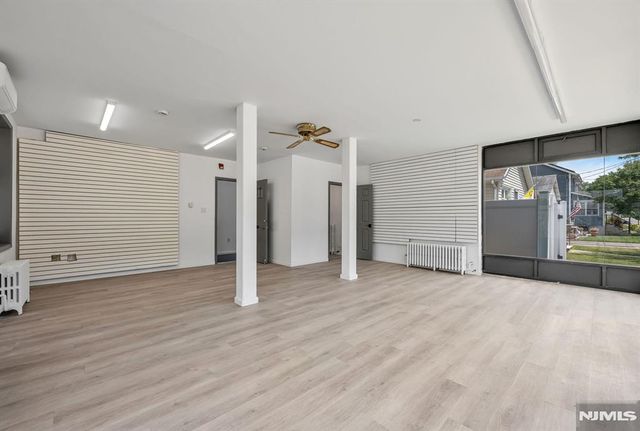 172 W Madison Avenue Storefront, Dumont, NJ 07628