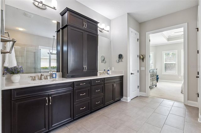 352 MOONBEAM LOOP, Oviedo, FL 32765