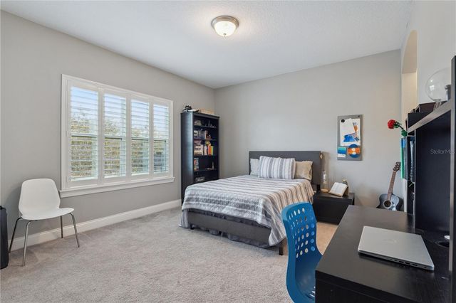 352 MOONBEAM LOOP, Oviedo, FL 32765