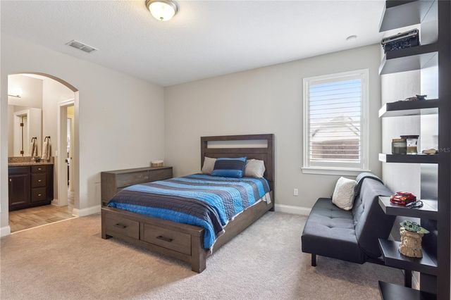 352 MOONBEAM LOOP, Oviedo, FL 32765