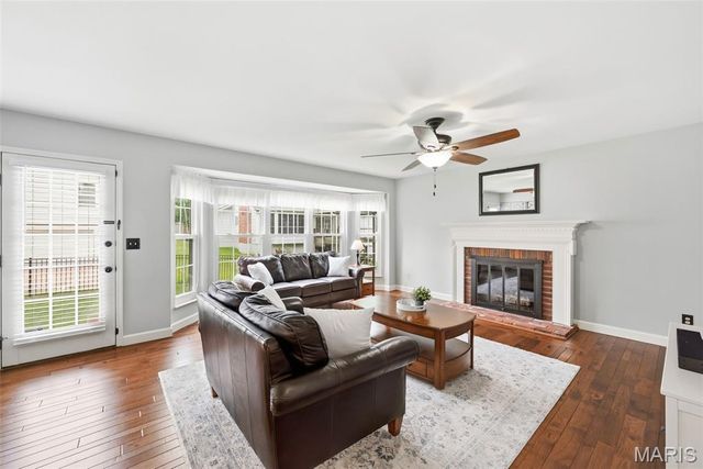 6 Belcourt Circle, St Charles, MO 63304