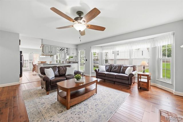 6 Belcourt Circle, St Charles, MO 63304