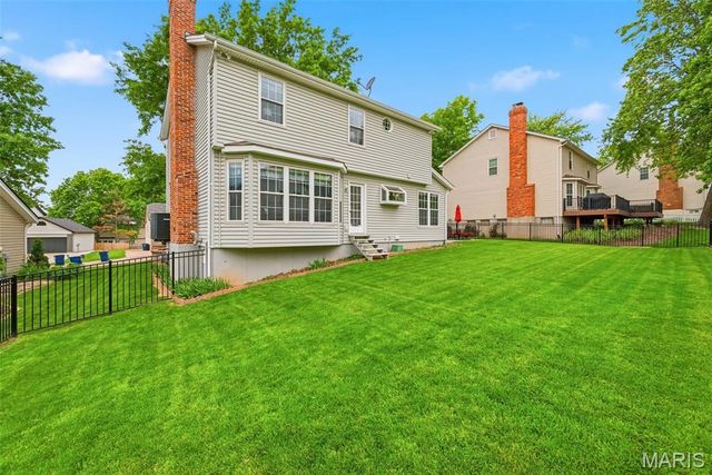 6 Belcourt Circle, St Charles, MO 63304