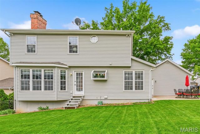6 Belcourt Circle, St Charles, MO 63304