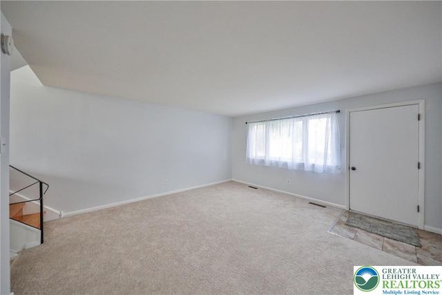 1920 South Idaho Street, Allentown City, PA 18103