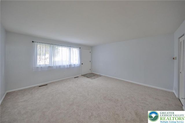 1920 South Idaho Street, Allentown City, PA 18103