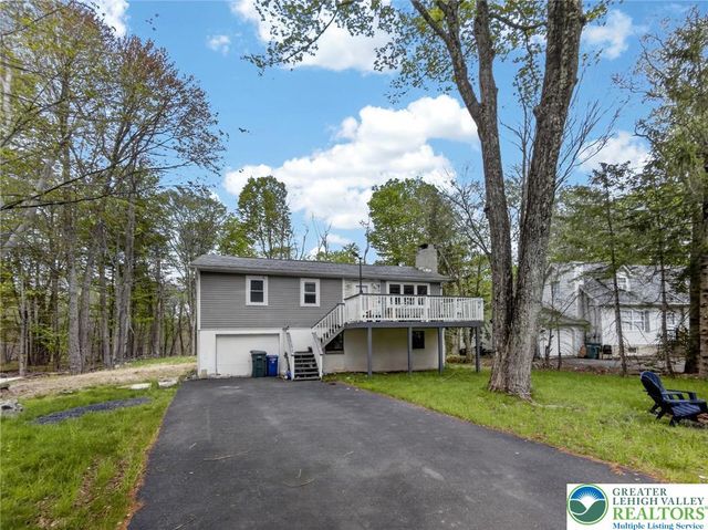 1292 Winding Way, Coolbaugh Twp, PA 18466