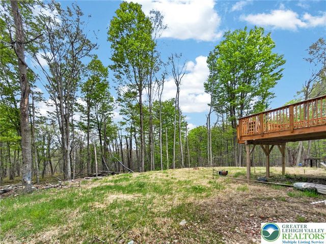1292 Winding Way, Coolbaugh Twp, PA 18466