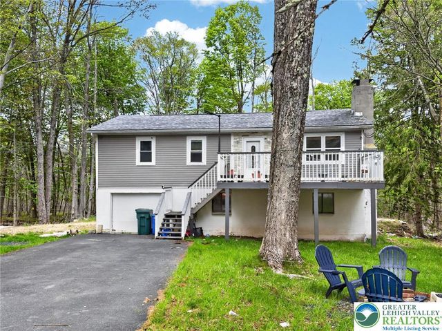 1292 Winding Way, Coolbaugh Twp, PA 18466