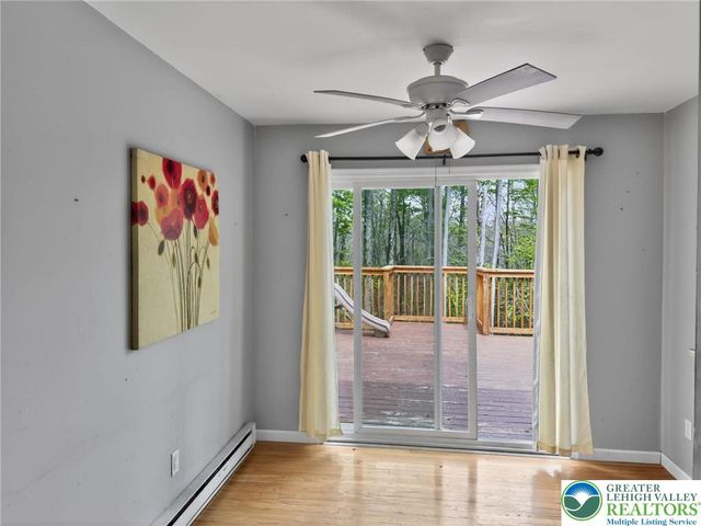 1292 Winding Way, Coolbaugh Twp, PA 18466