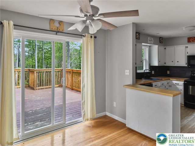 1292 Winding Way, Coolbaugh Twp, PA 18466
