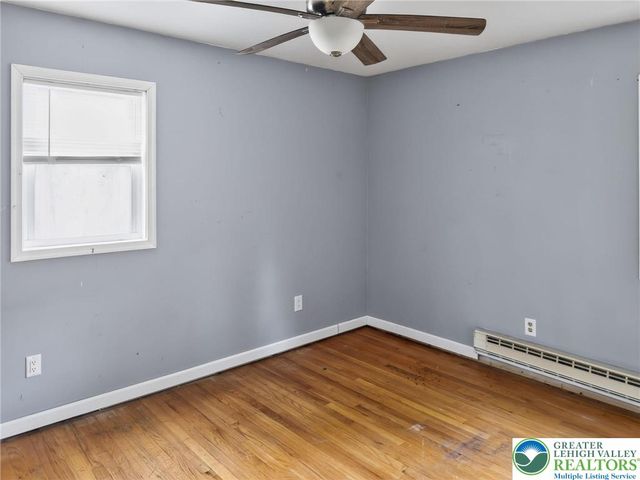 1292 Winding Way, Coolbaugh Twp, PA 18466