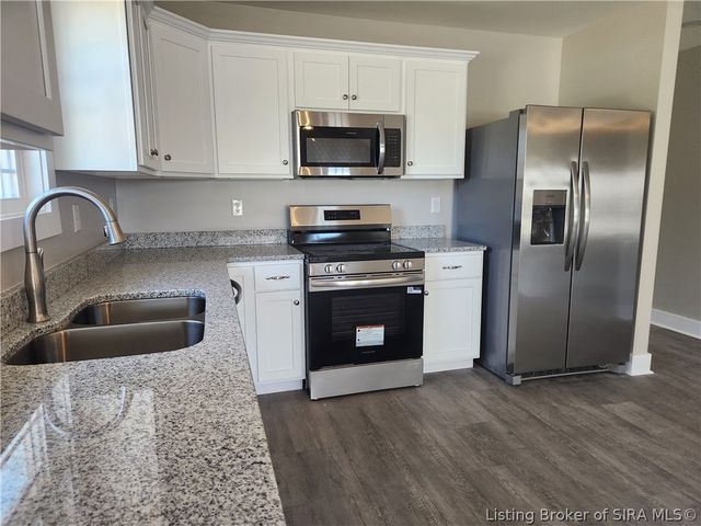 25 E Suder Lane, Campbellsburg, IN 47108
