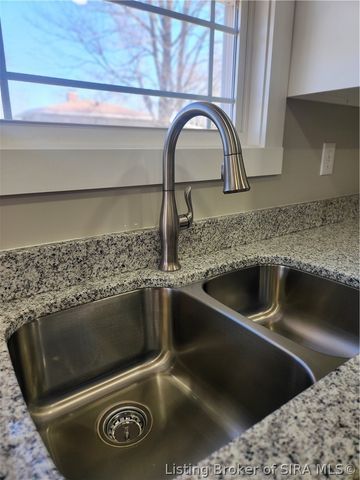25 E Suder Lane, Campbellsburg, IN 47108