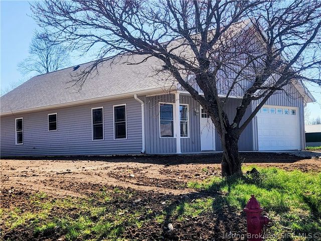 25 E Suder Lane, Campbellsburg, IN 47108