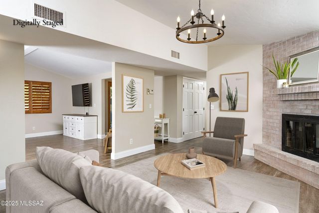 7364 N Mountain Shadows Drive, Tucson, AZ 85718