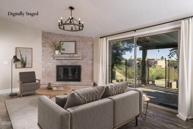 7364 N Mountain Shadows Drive, Tucson, AZ 85718