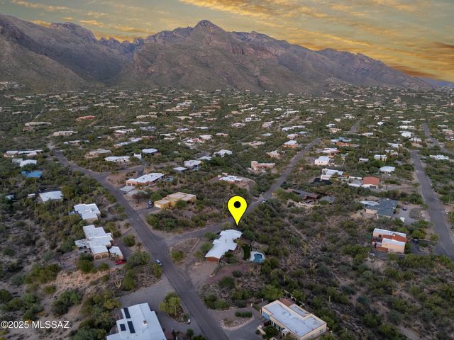 7364 N Mountain Shadows Drive, Tucson, AZ 85718
