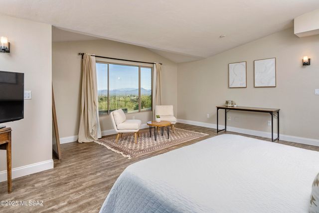 7364 N Mountain Shadows Drive, Tucson, AZ 85718