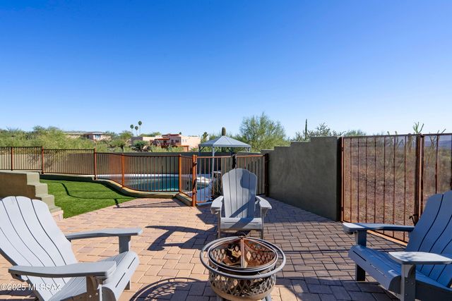 7364 N Mountain Shadows Drive, Tucson, AZ 85718