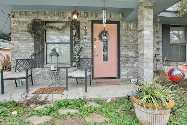 1406 Kings Rd, Leesville, LA 71446