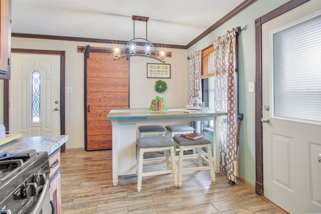 1406 Kings Rd, Leesville, LA 71446