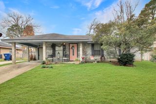1406 Kings Rd, Leesville, LA 71446