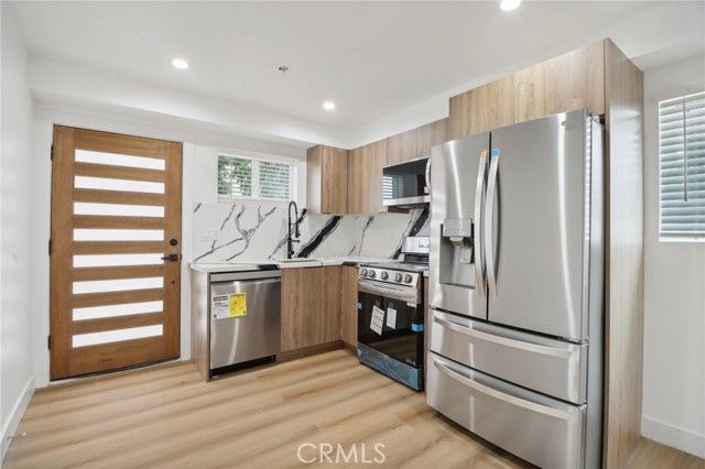 4514 St Elmo Drive, Los Angeles, CA 90019