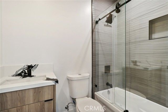 4514 St Elmo Drive, Los Angeles, CA 90019