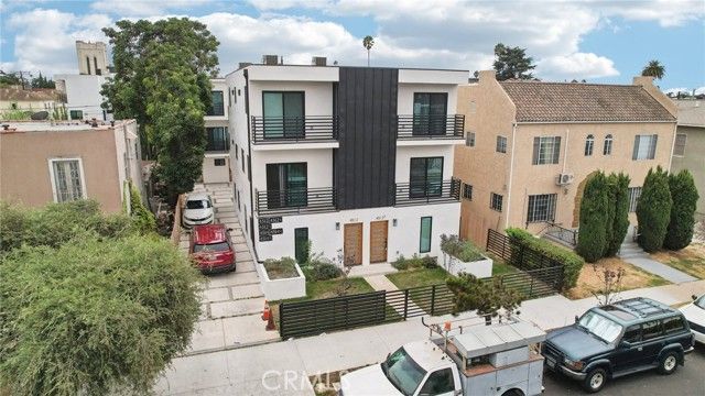 4514 St Elmo Drive, Los Angeles, CA 90019