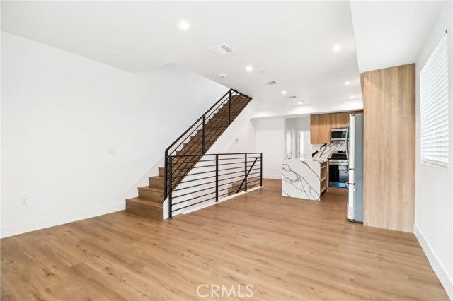 4514 St Elmo Drive, Los Angeles, CA 90019