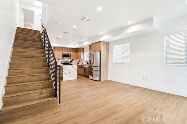 4514 St Elmo Drive, Los Angeles, CA 90019