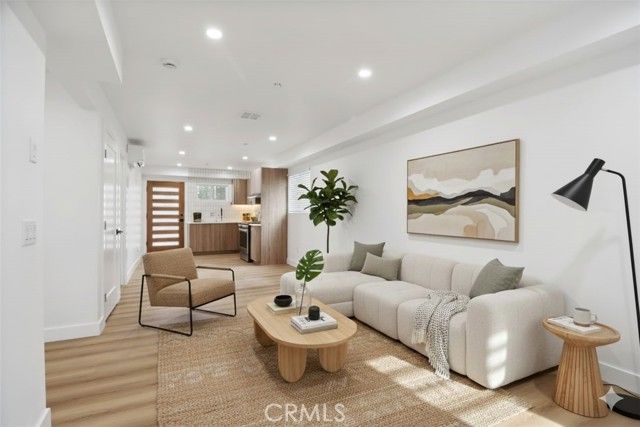 4514 St Elmo Drive, Los Angeles, CA 90019