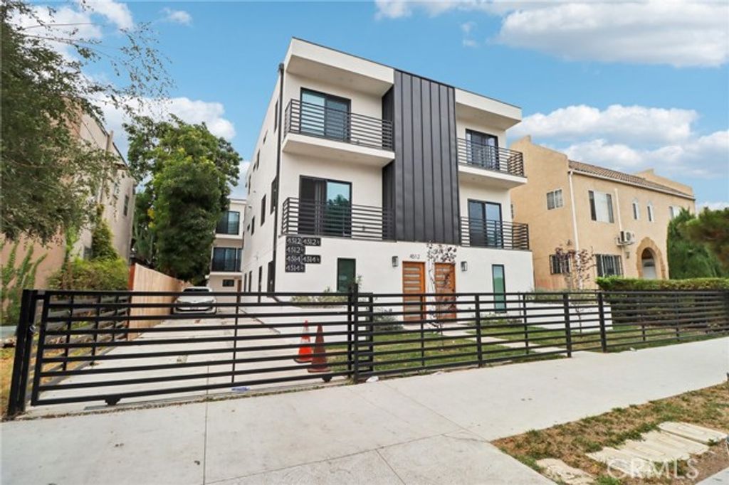 4514 St Elmo Drive, Los Angeles, CA 90019