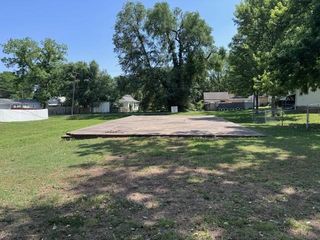 219 Pottawatomie Street, Leavenworth, KS 66048