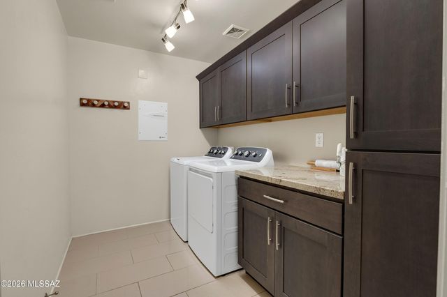 2465 N Silver Mosaic Drive, Tucson, AZ 85745