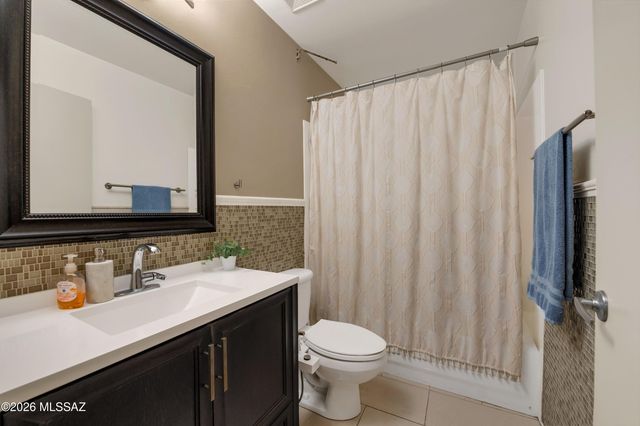 2465 N Silver Mosaic Drive, Tucson, AZ 85745