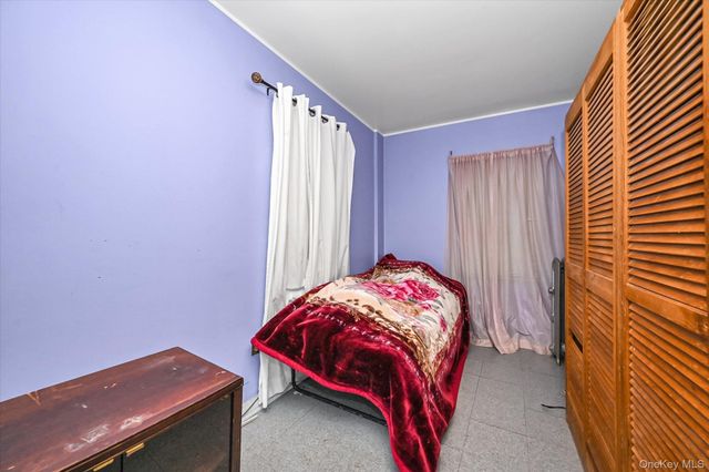 91-29 217th Street, Queens Village, NY 11428