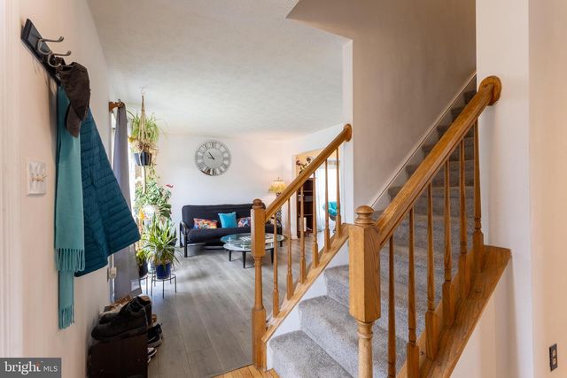 9525 QUEENS GUARD CT, Laurel, MD 20723