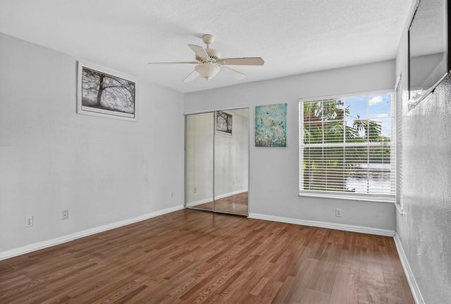 1103 SW Swan Lake Circle 102, Port St Lucie, FL 34986