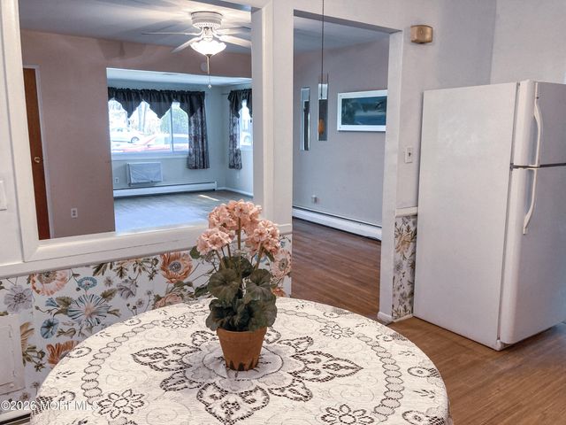 11 B Lark Street, Manchester, NJ 08759